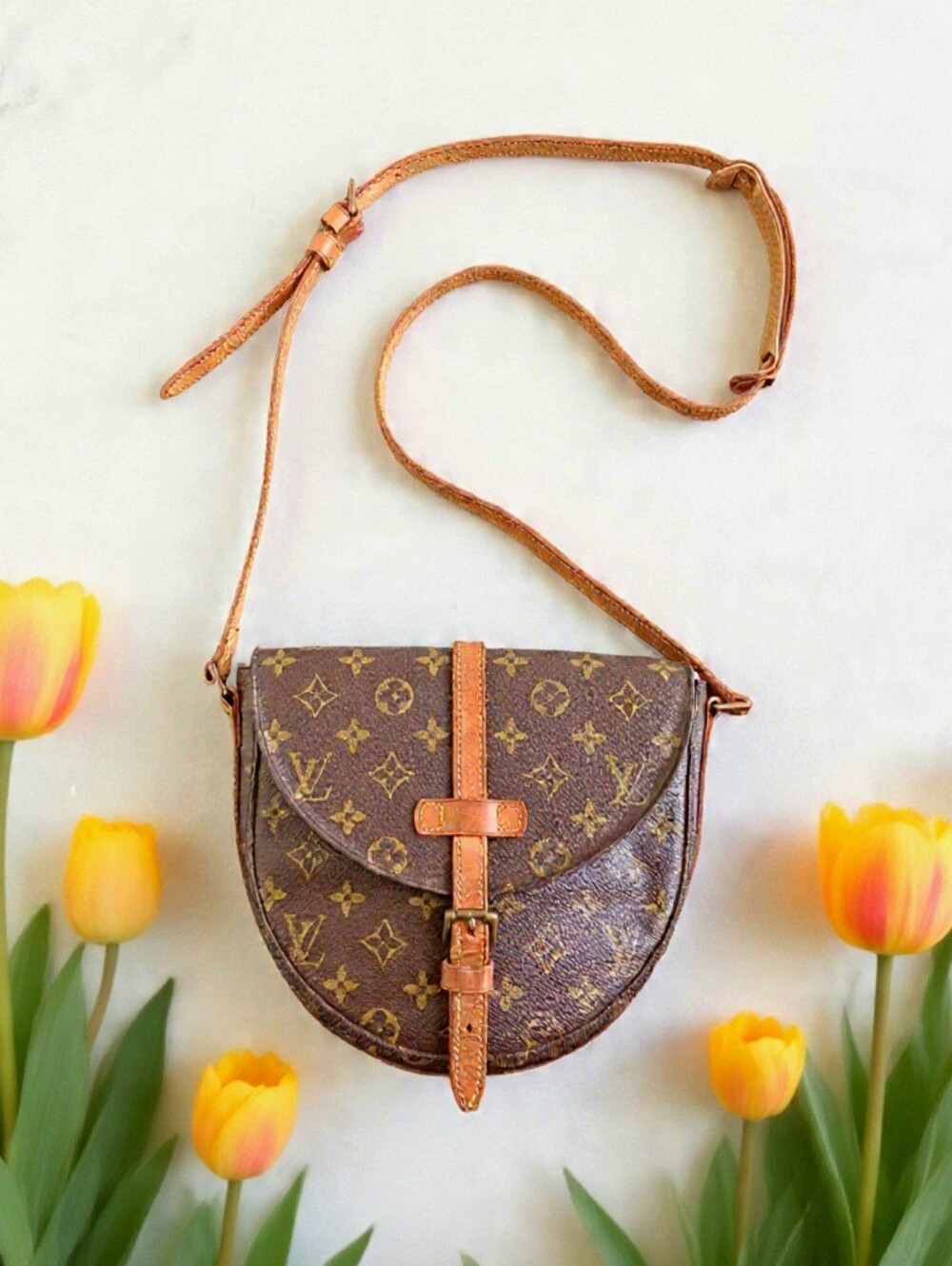 Louis Vuitton Chantilly MM Vintage 1990 Monogram Crossbody Bag💕 - Picture 3 of 15
